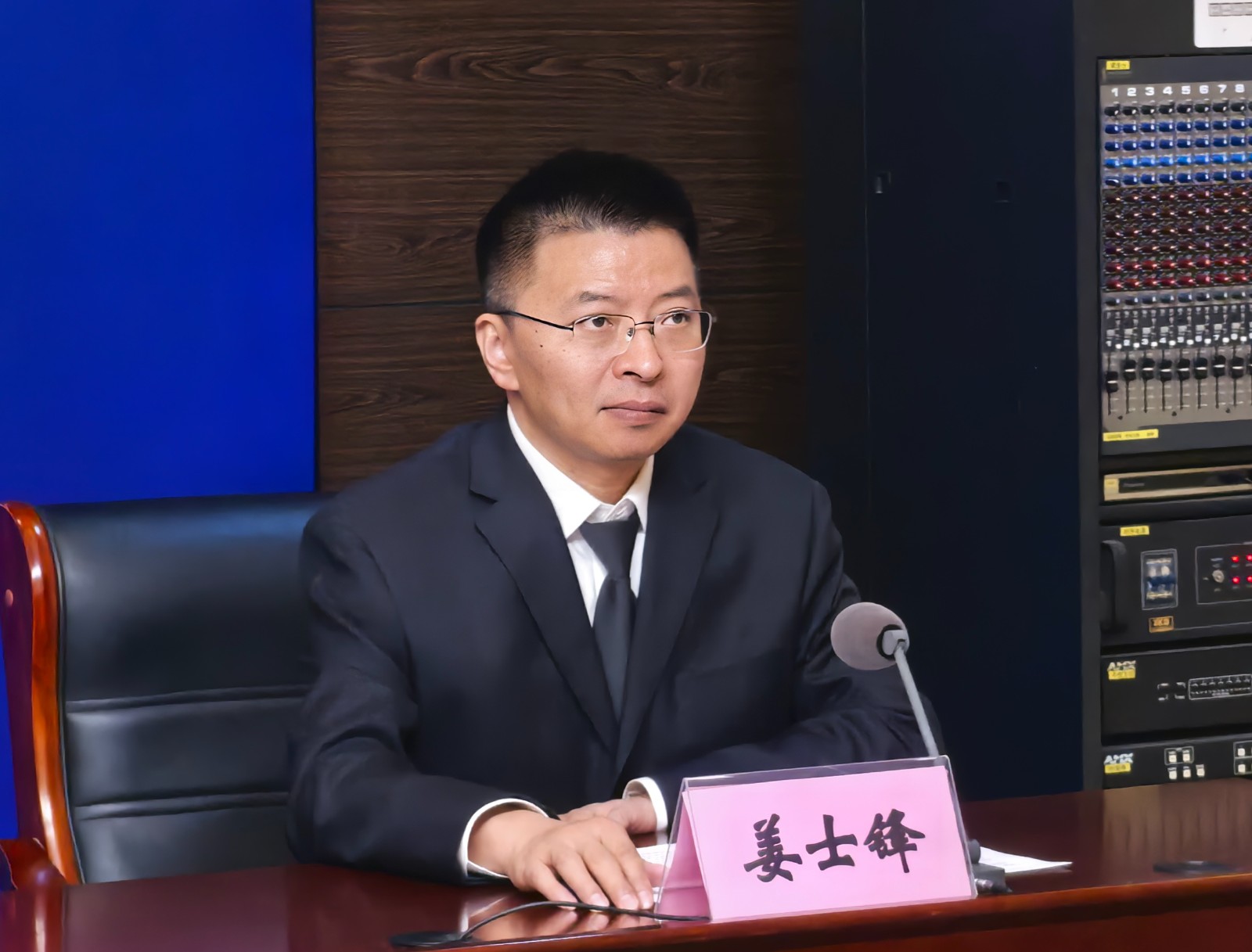 微信图片_202504031654022.jpg