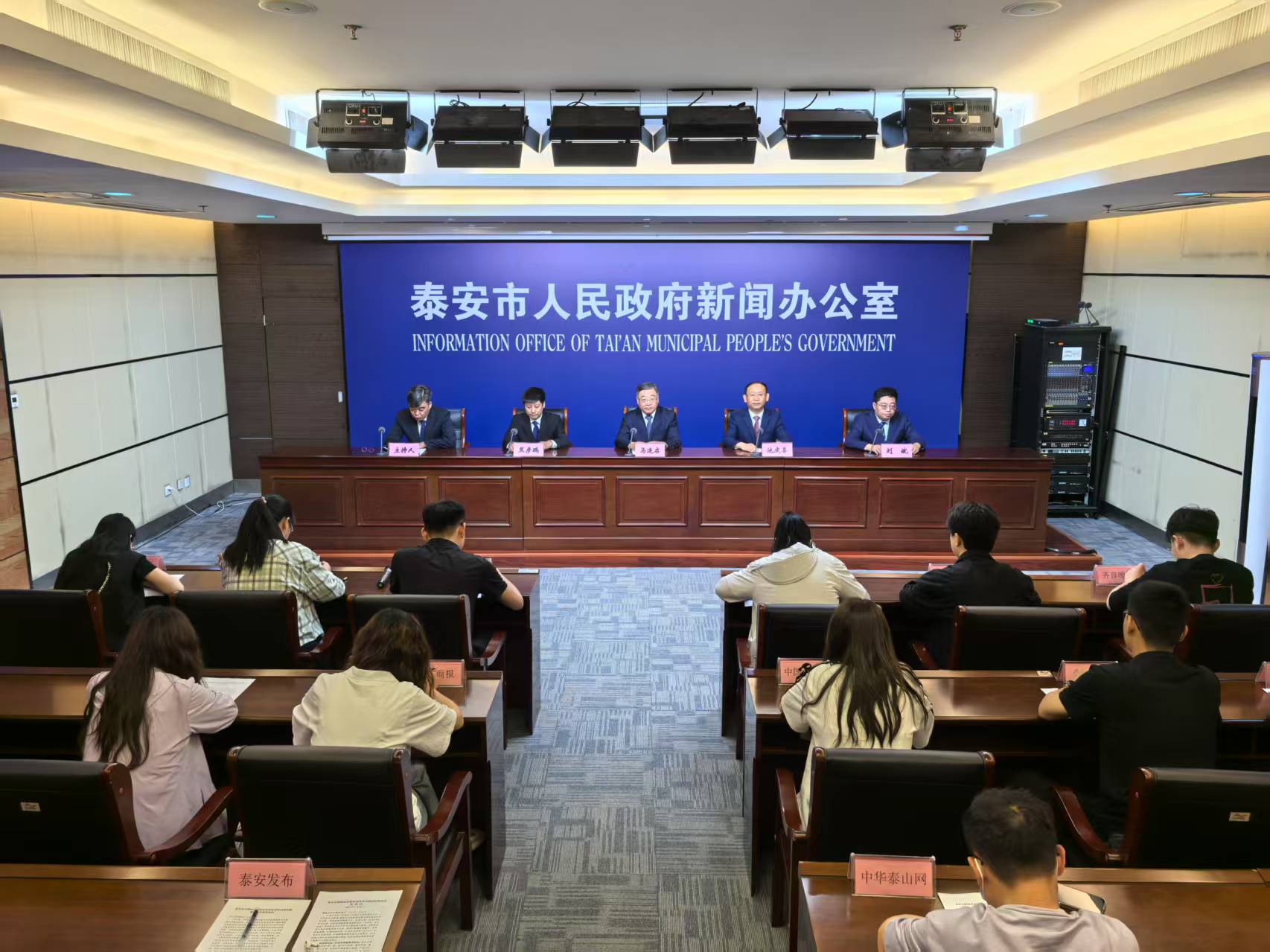 微信图片_202505221439461.jpg