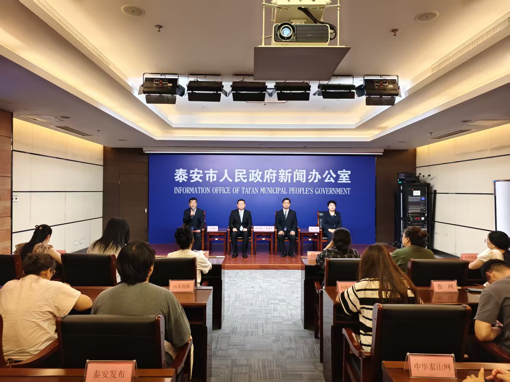 微信图片_20250818165530_302_124.jpg