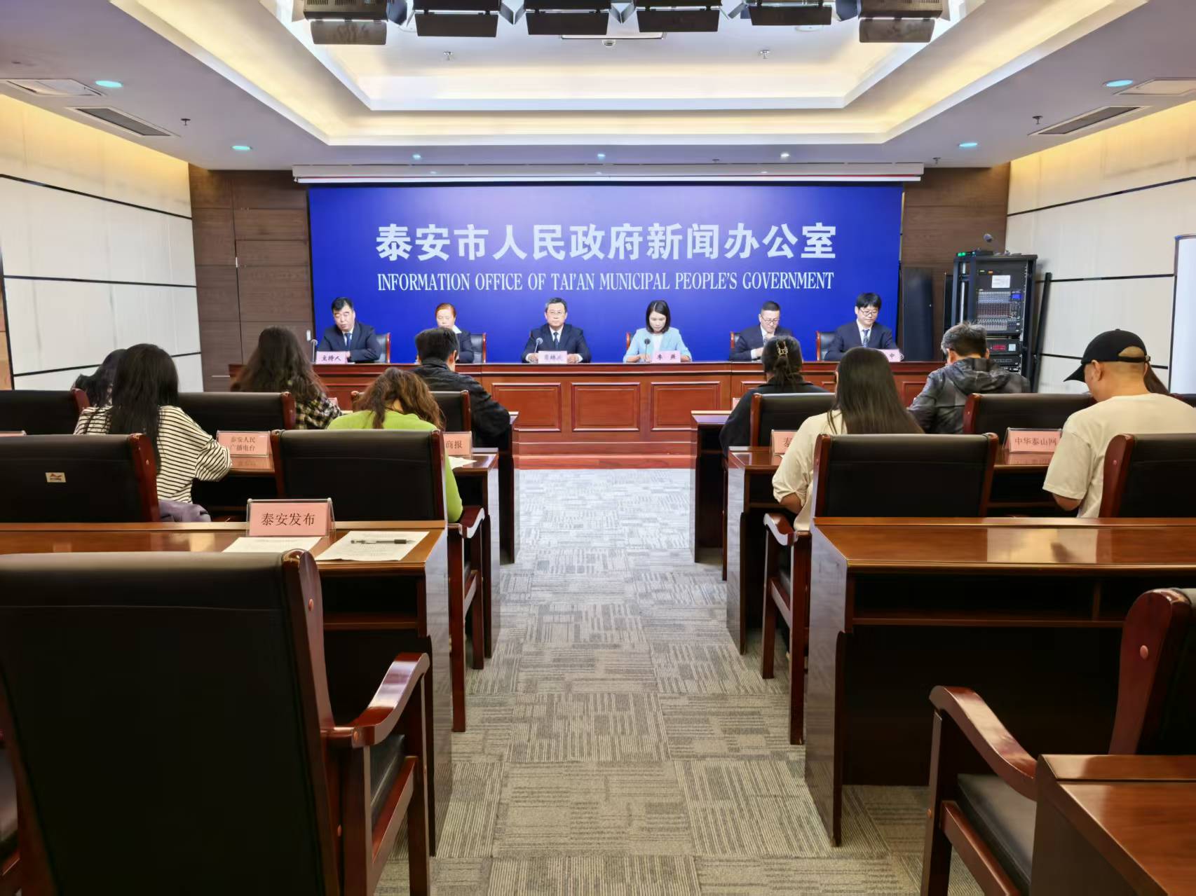 微信图片_20250924151637_790_124.jpg 微信图片_20250924151637_790_124.jpg