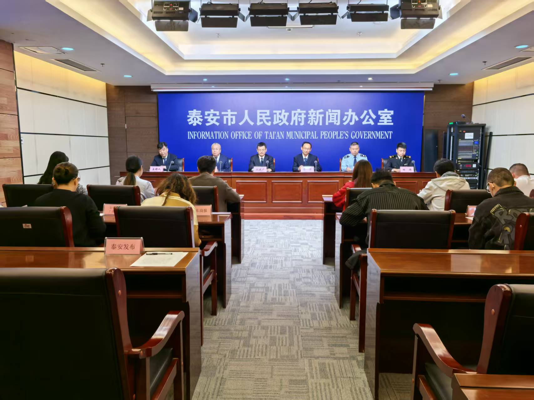 微信图片_20250925103934_849_124.jpg 微信图片_20250925103934_849_124.jpg