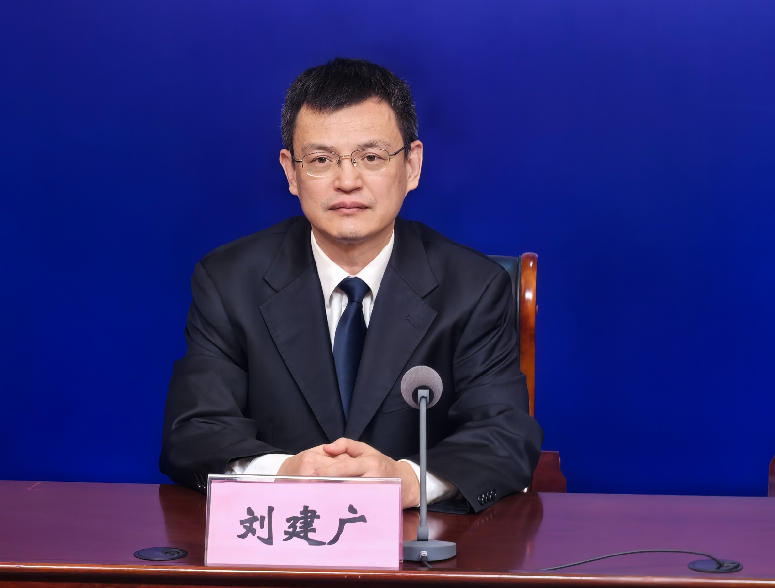 微信图片_20250925103939_853_124.jpg 微信图片_20250925103939_853_124.jpg