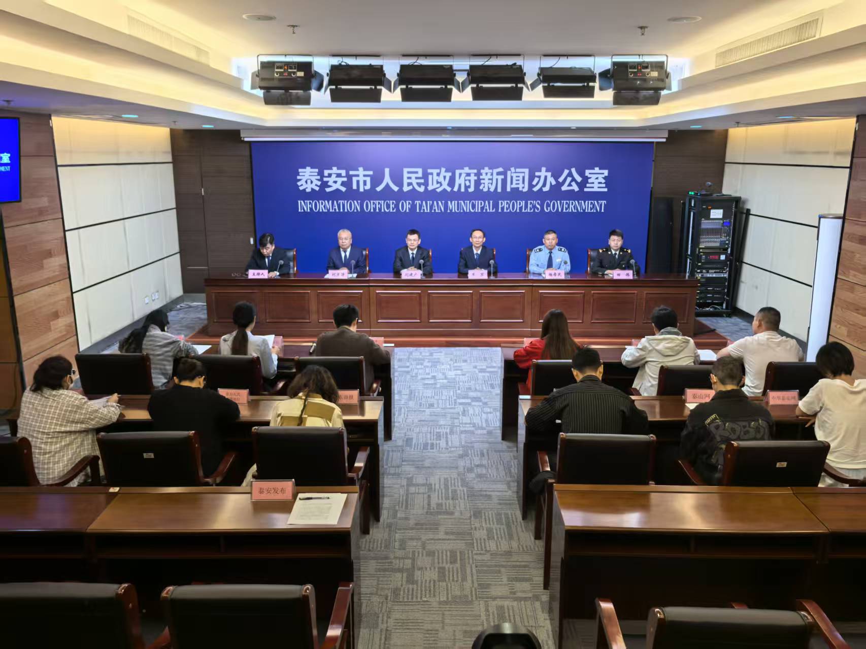 微信图片_20250925103935_850_124.jpg 微信图片_20250925103935_850_124.jpg
