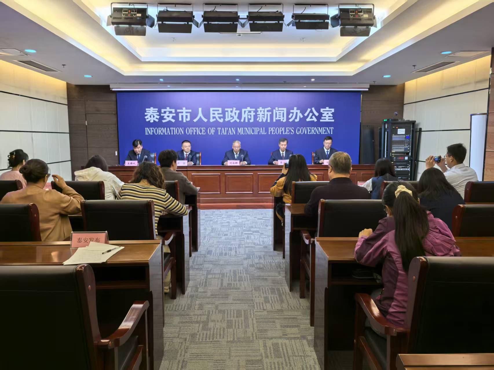 微信图片_20250928102527_877_124.jpg 微信图片_20250928102527_877_124.jpg