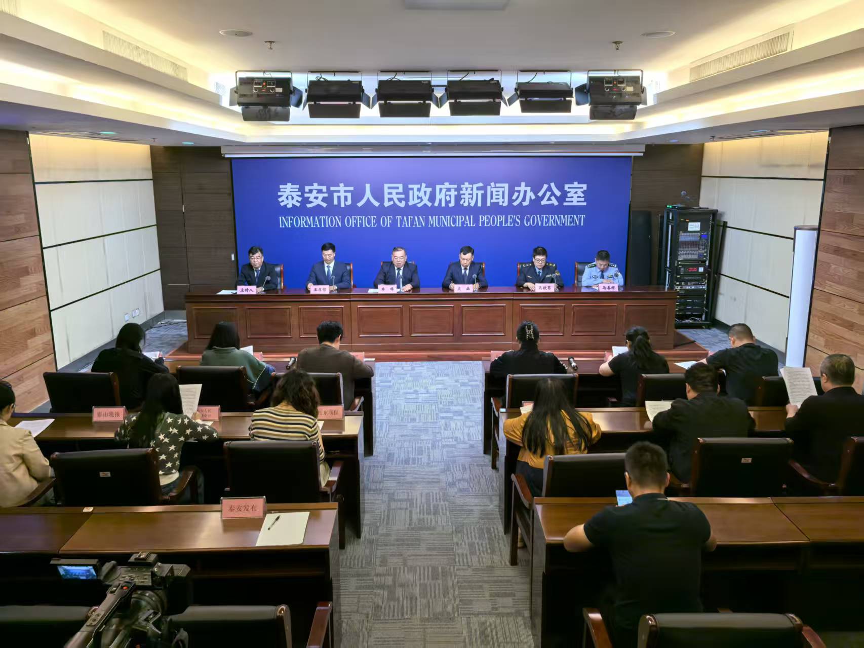 微信图片_20250928152249_930_124.jpg 微信图片_20250928152249_930_124.jpg